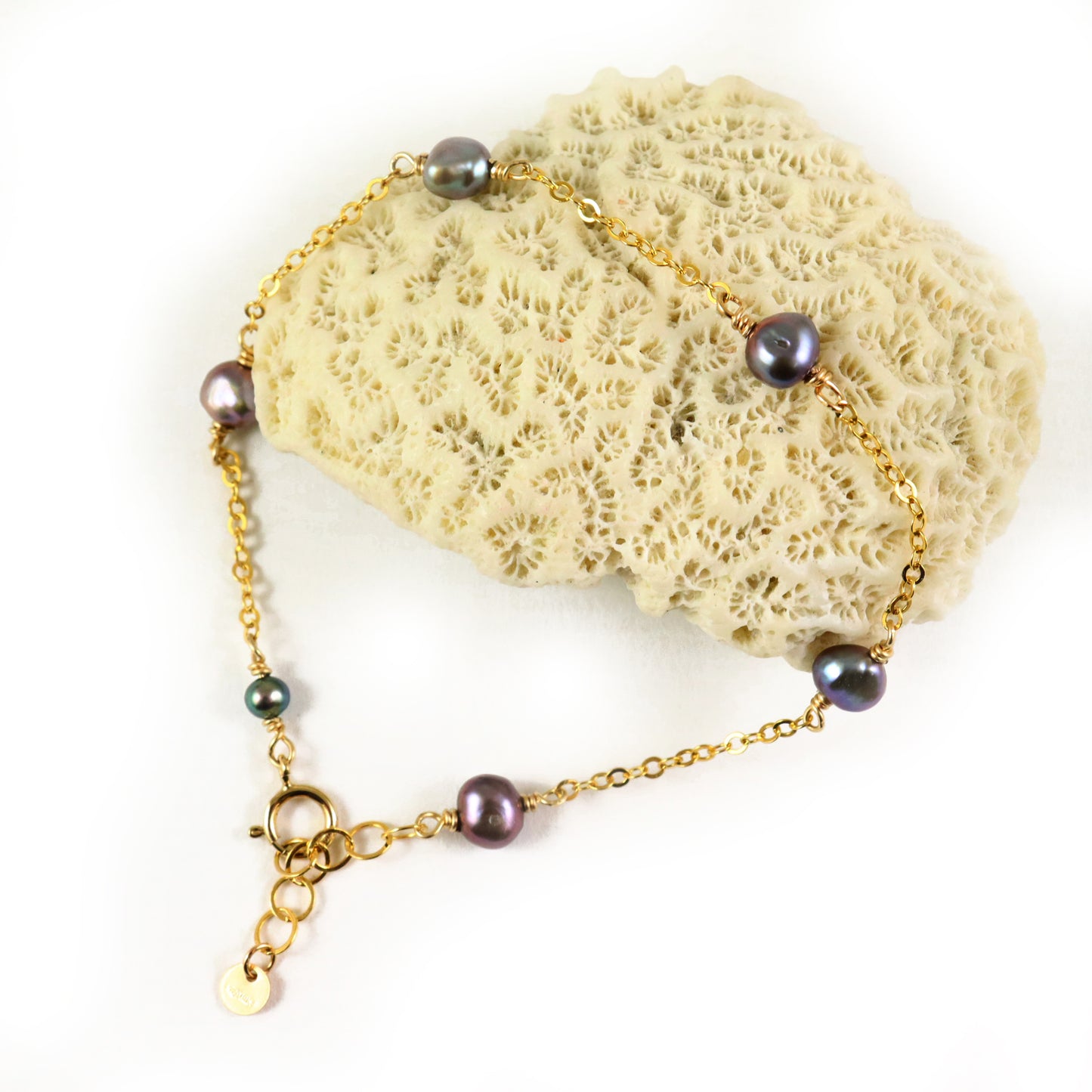 Black Pearl Gold Bracelet