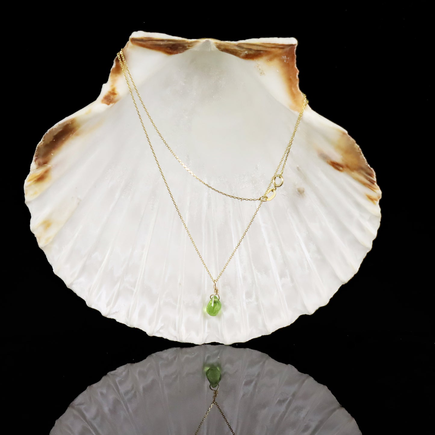 Peridot 9ct Gold Necklace