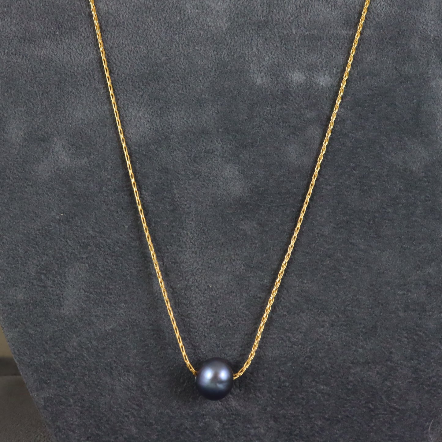 Dark Grey Pearl Necklace