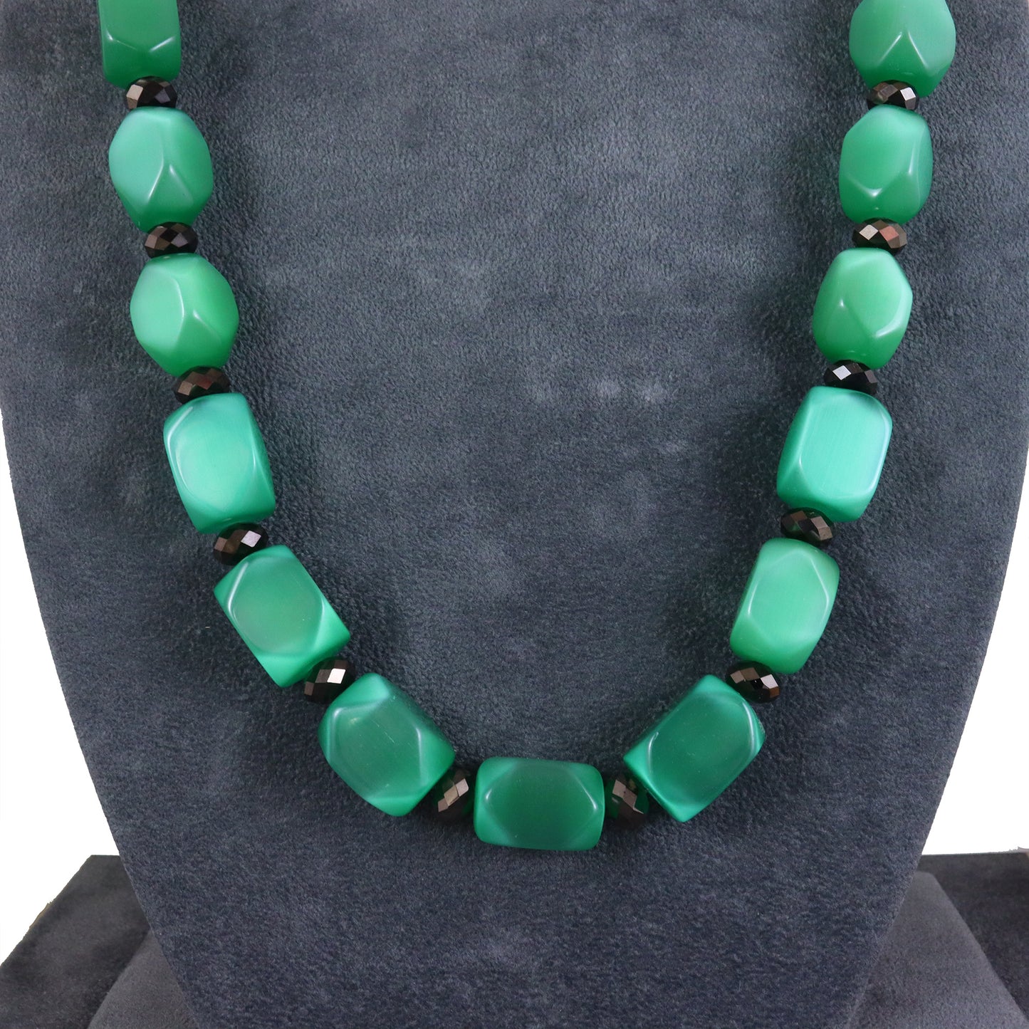 Emerald Green Chunky Necklace