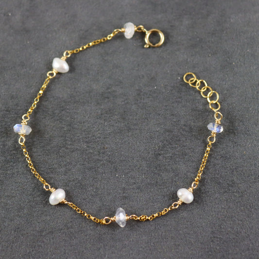 Pearl and Moonstone Bracelet