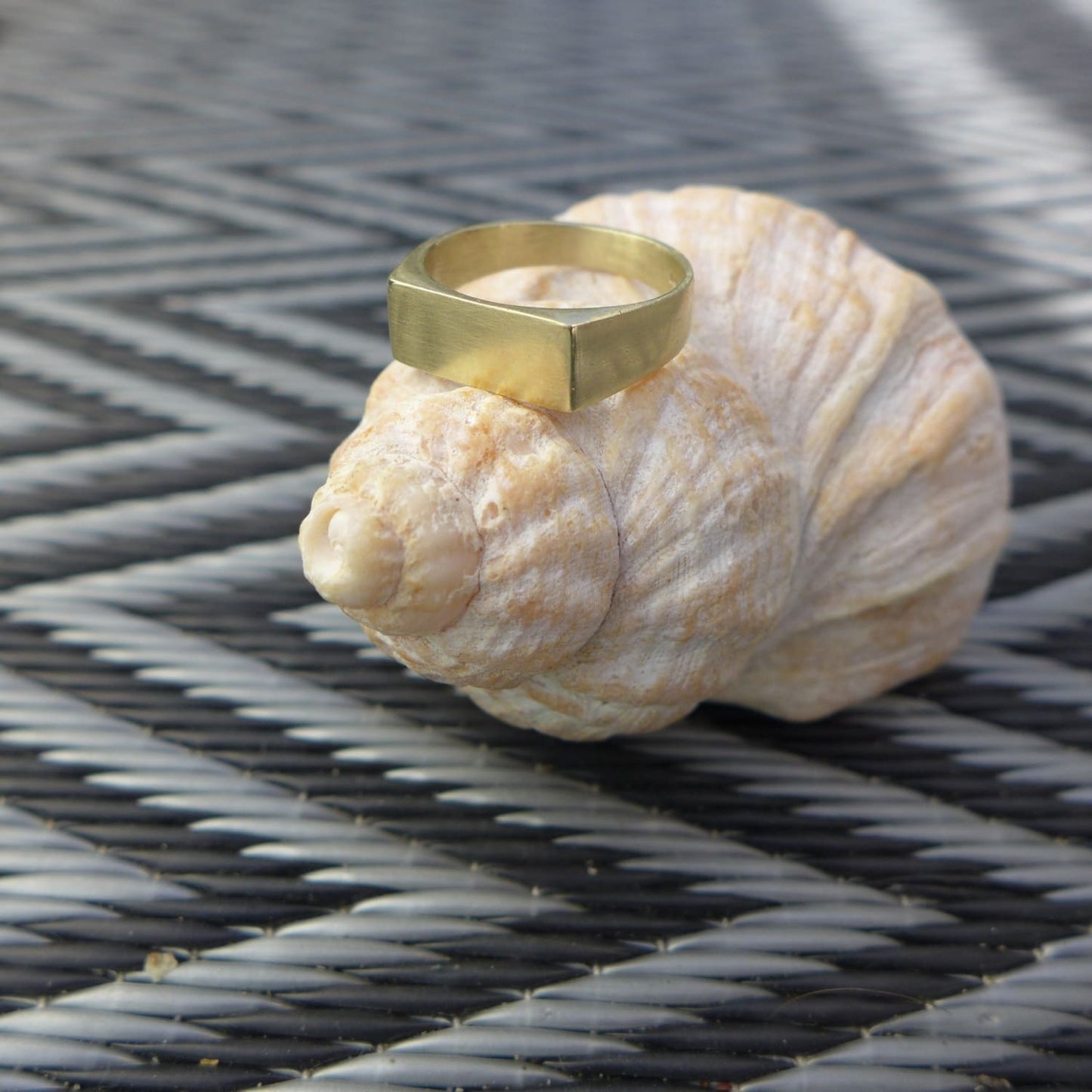 9ct Pinky Signet Ring